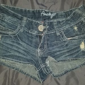 Amethyst Shorts. Size 5